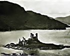 a picture of the ruin of Eilean Donan how it stayed for 200 years